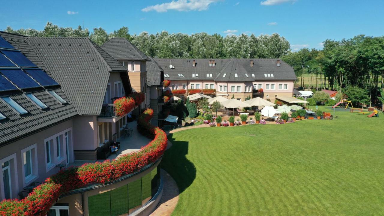 Granada Conference, Wellness And Sport Hotel Kecskemét Eksteriør bilde